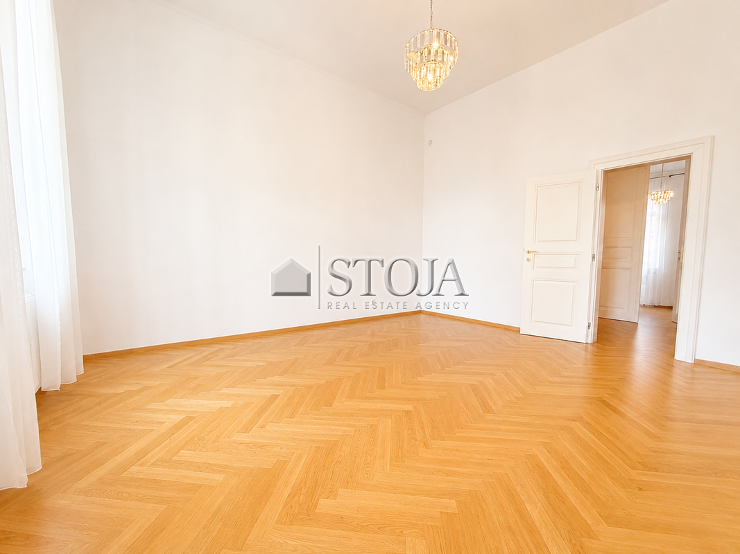Location: Ljubljana mesto, Center, Center