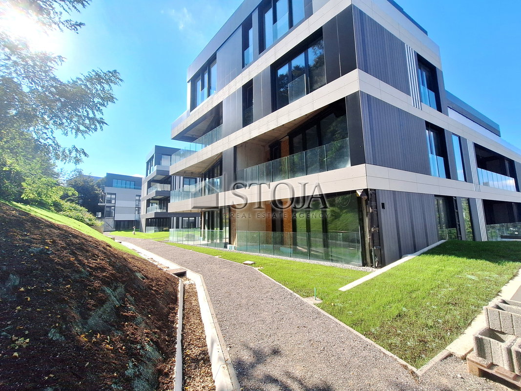 Location: Ljubljana mesto, Center, Center