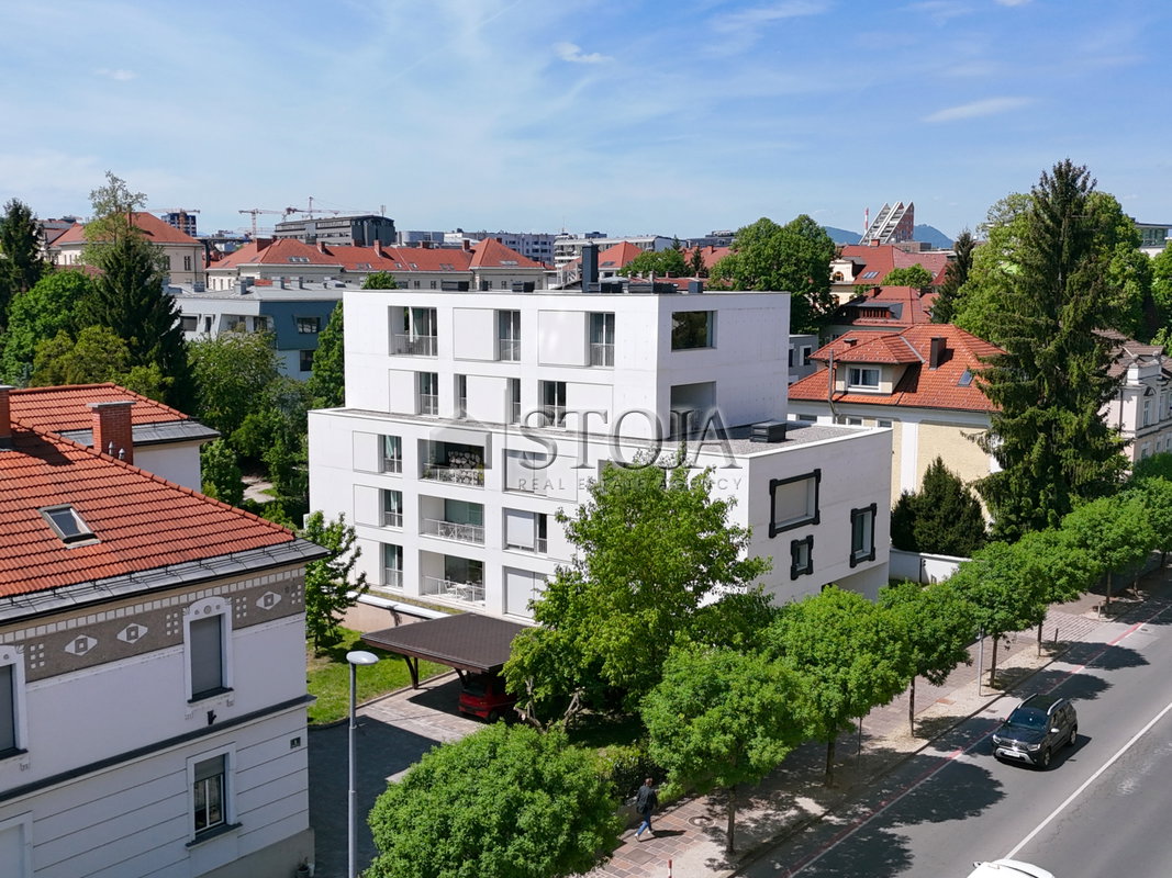 Lokacija: Ljubljana mesto, Center, Center
