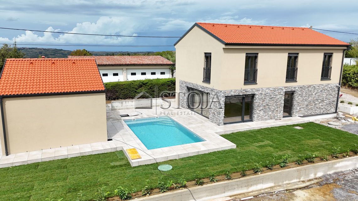 Location: Coastal-Karst, Piran, Nova vas nad Dragonjo