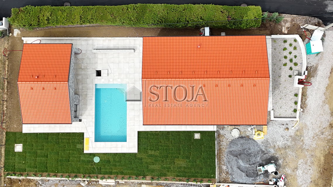 Location: Coastal-Karst, Piran, Nova vas nad Dragonjo