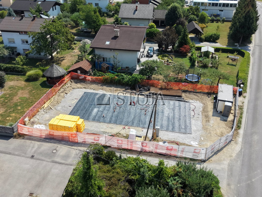Lokacija: Ljubljana mesto, Vič-Rudnik, Vrhovci