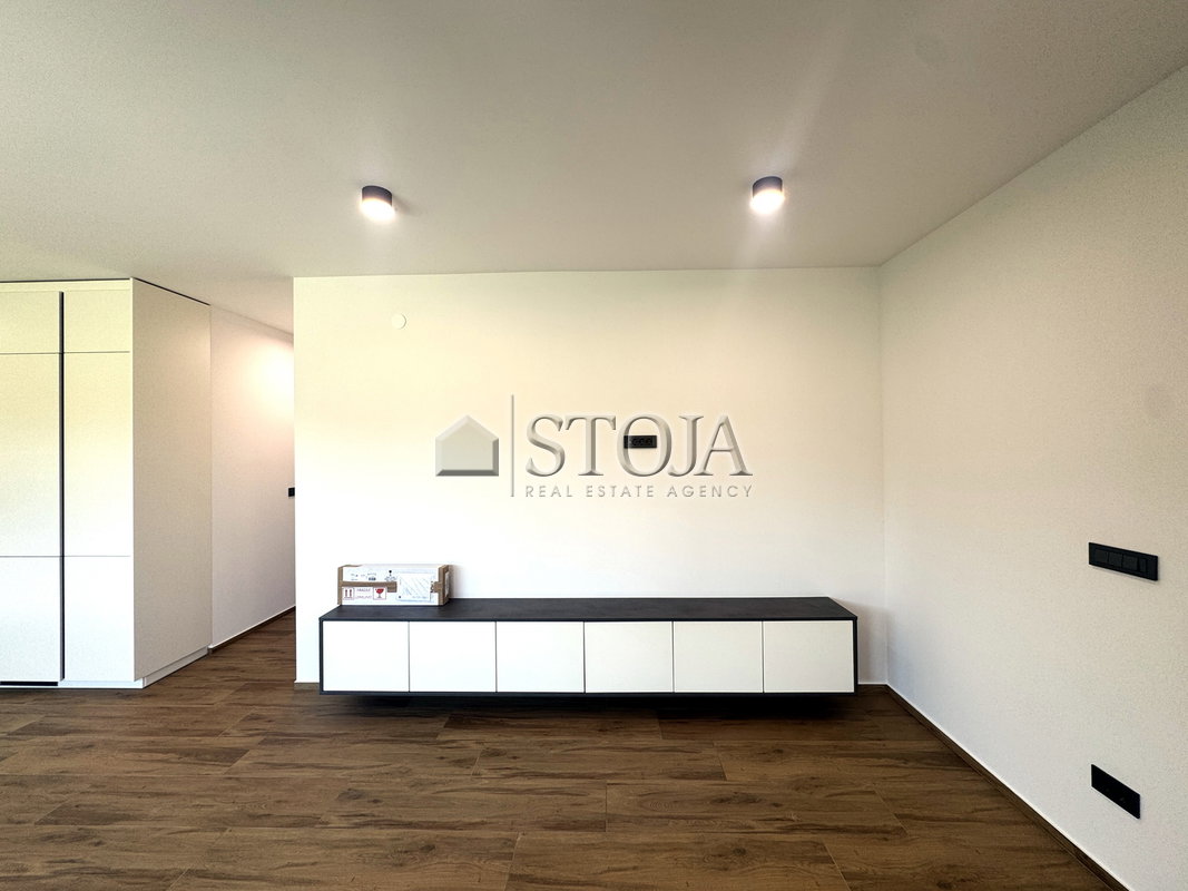 Location: Ljubljana okolica, Ivančna Gorica, Ivančna Gorica