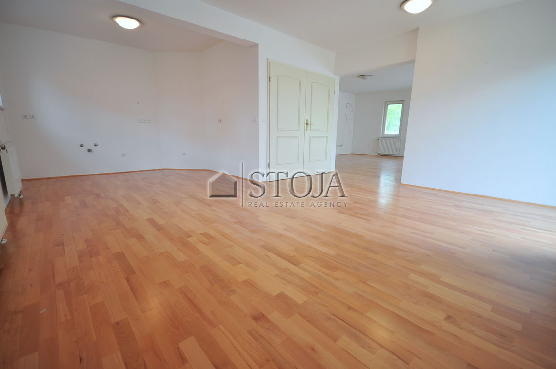 Lokacija: Ljubljana mesto, Šiška, Brod