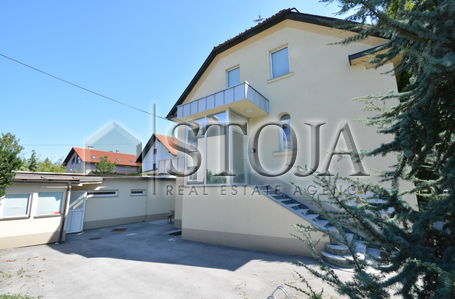 Lokacija: Ljubljana mesto, Šiška, Šiška