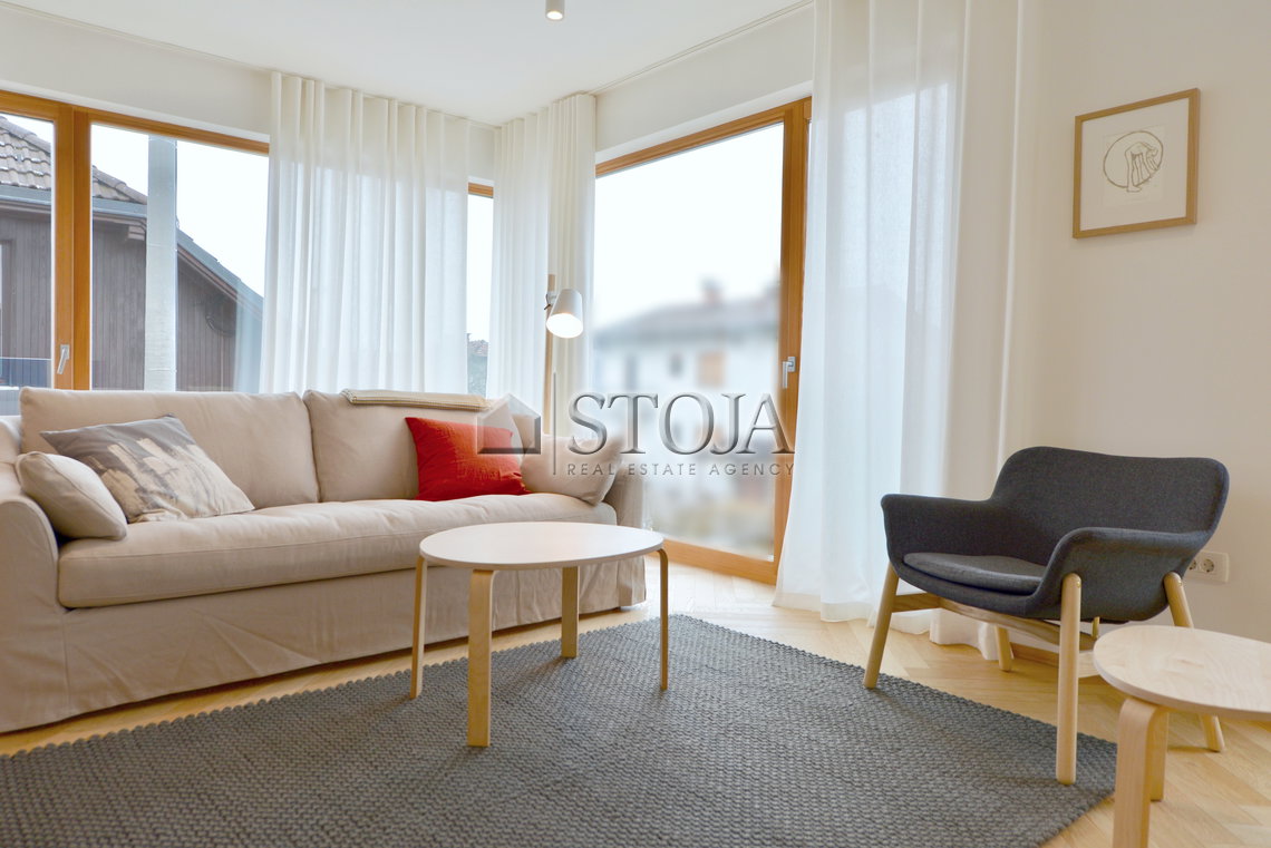 Location: Ljubljana mesto, Vič-Rudnik, Rožna dolina