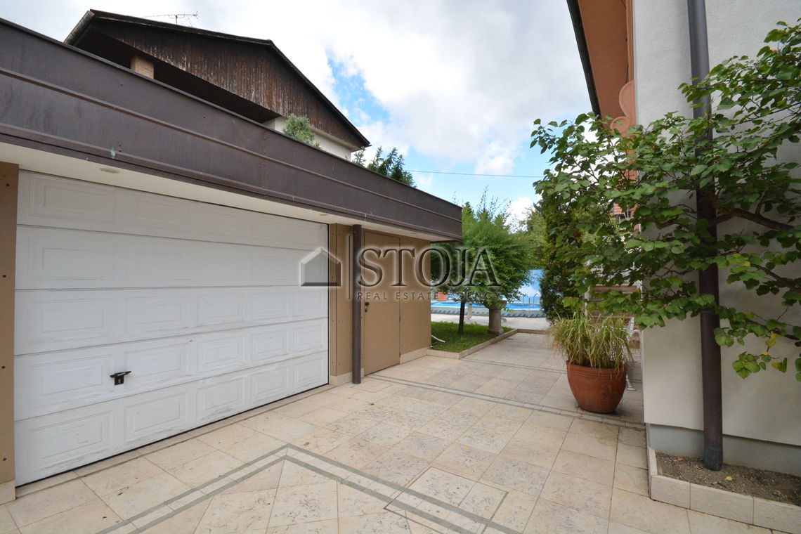 Lokacija: Ljubljana mesto, Bežigrad, Bežigrad