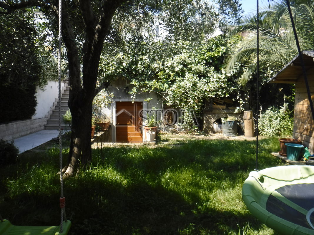 Lokacija: Obalno - kraška, Koper, Markovec