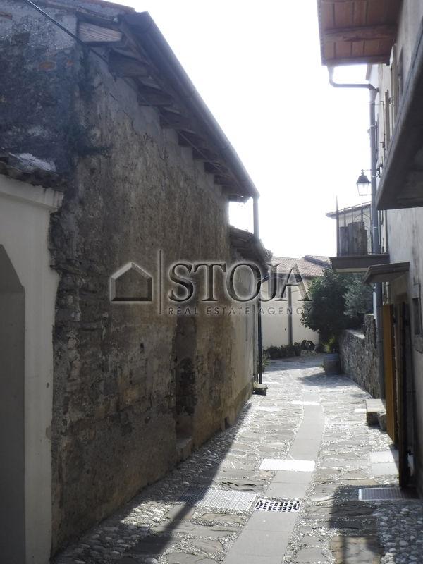 Location: Goriška, Brda, Šmartno