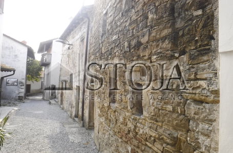 Location: Goriška, Brda, Šmartno