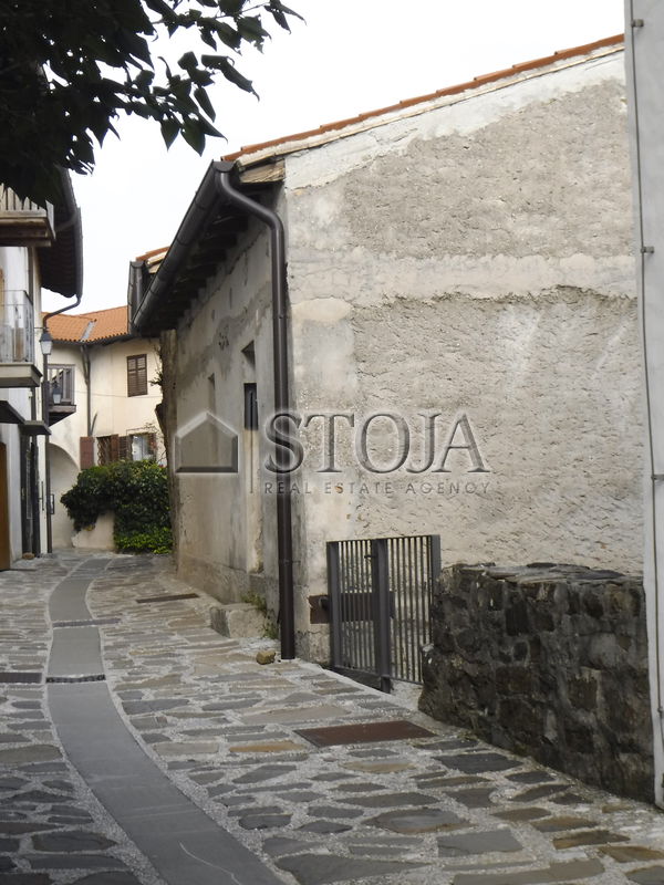 Location: Goriška, Brda, Šmartno