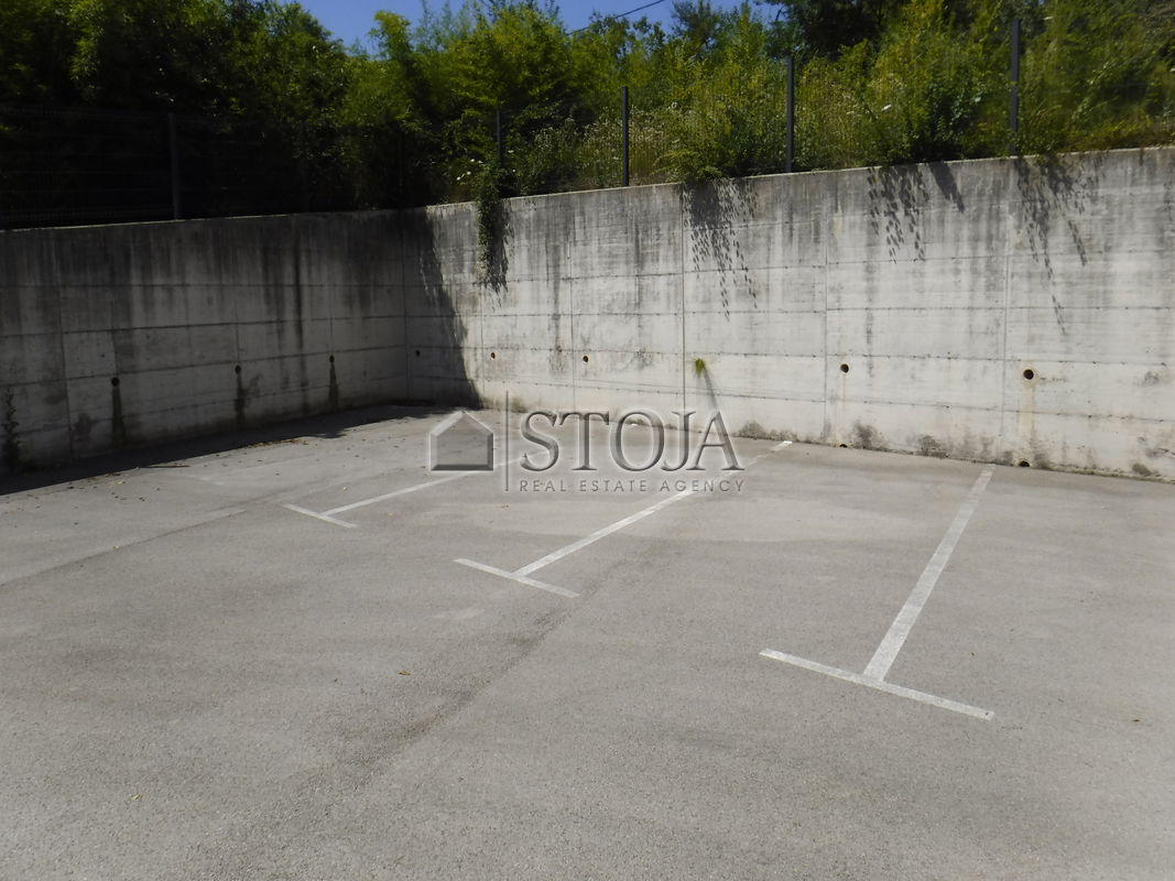 Lokacija: Goriška, Nova Gorica, Ajševica