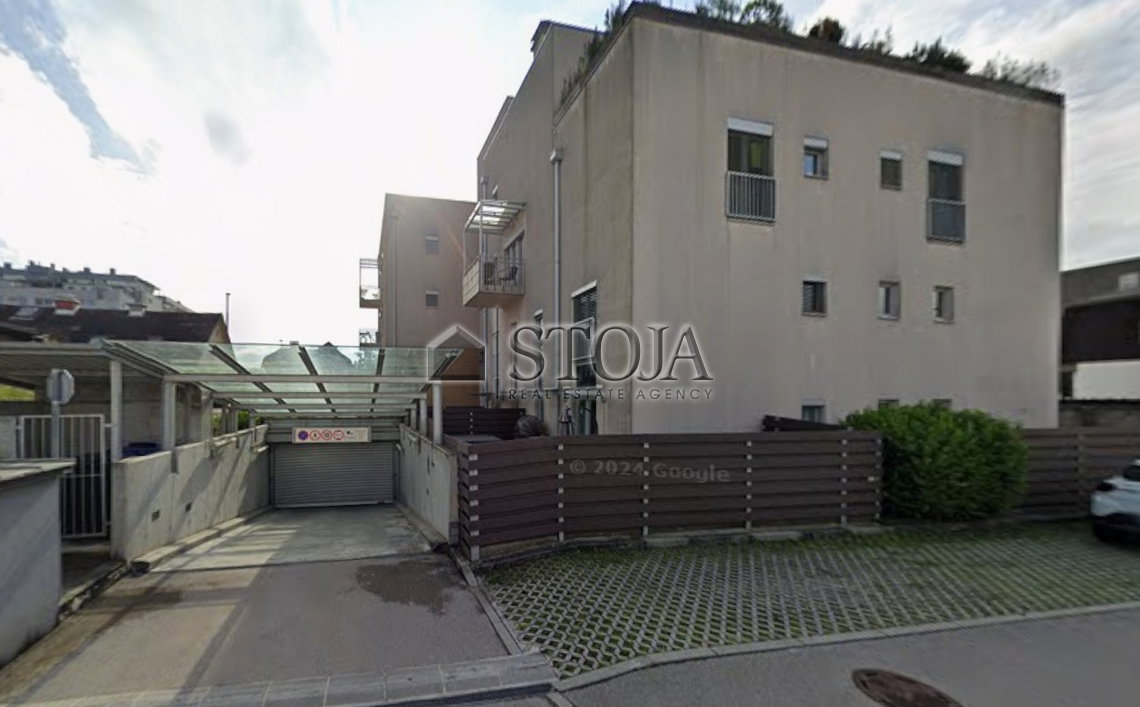 Lokacija: Ljubljana mesto, Bežigrad, Bežigrad