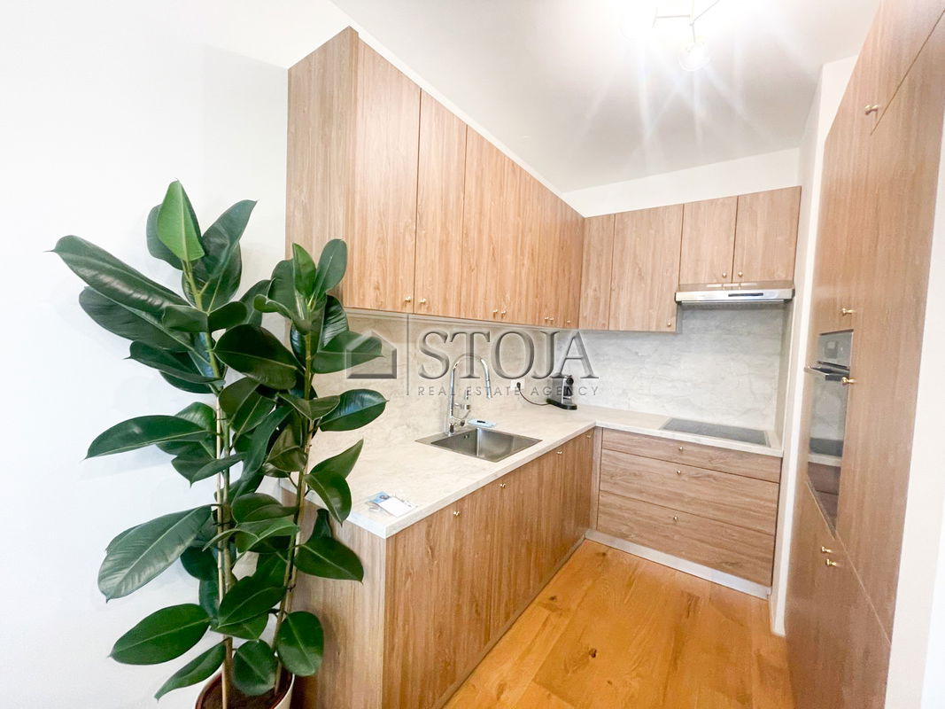 Lokacija: Ljubljana mesto, Center, Center