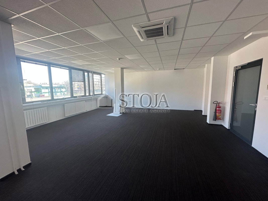Lokacija: Ljubljana mesto, Šiška, Šiška