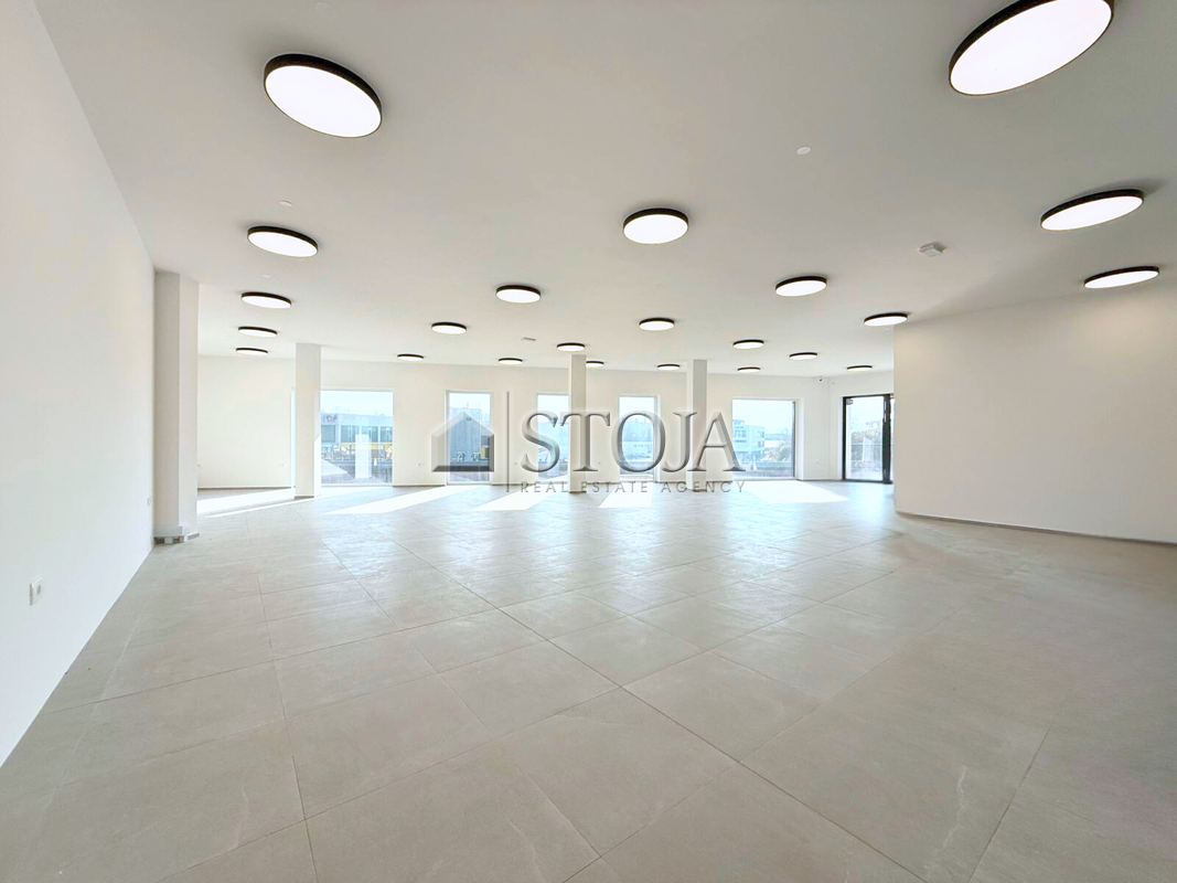 Lokacija: Ljubljana okolica, Grosuplje, Grosuplje