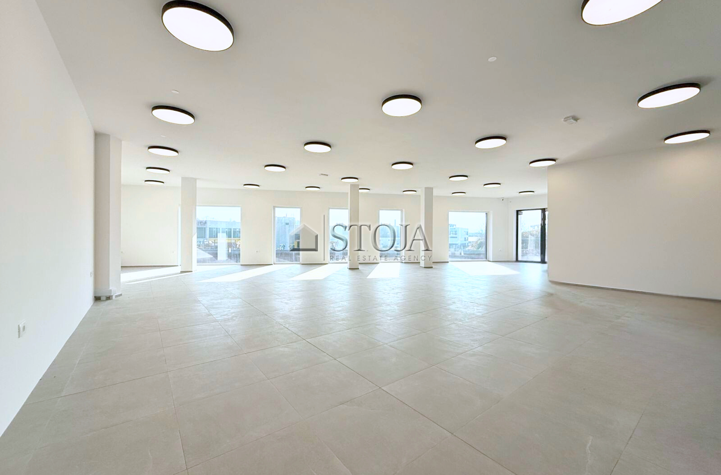 Location: Ljubljana okolica, Grosuplje, Grosuplje