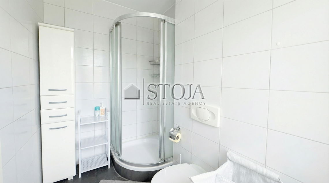 Lokacija: Ljubljana mesto, Center, Center