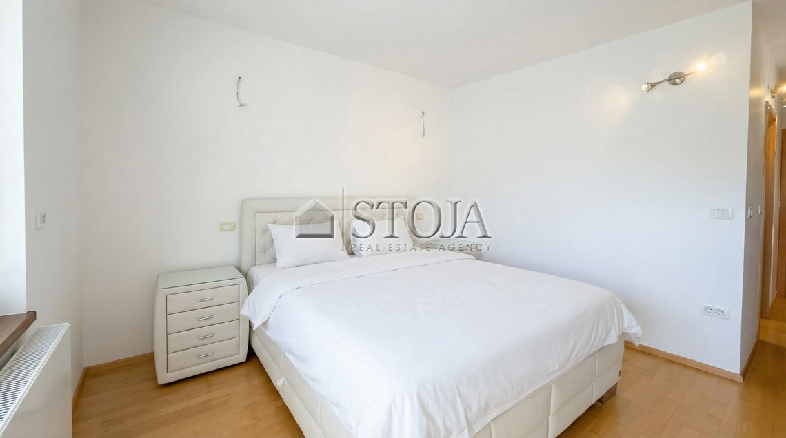 Lokacija: Ljubljana mesto, Šiška, Koseze