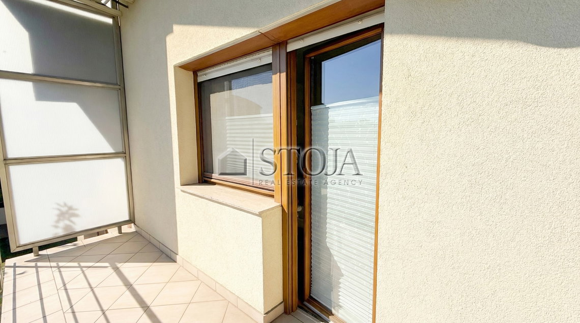 Lokacija: Ljubljana mesto, Šiška, Koseze