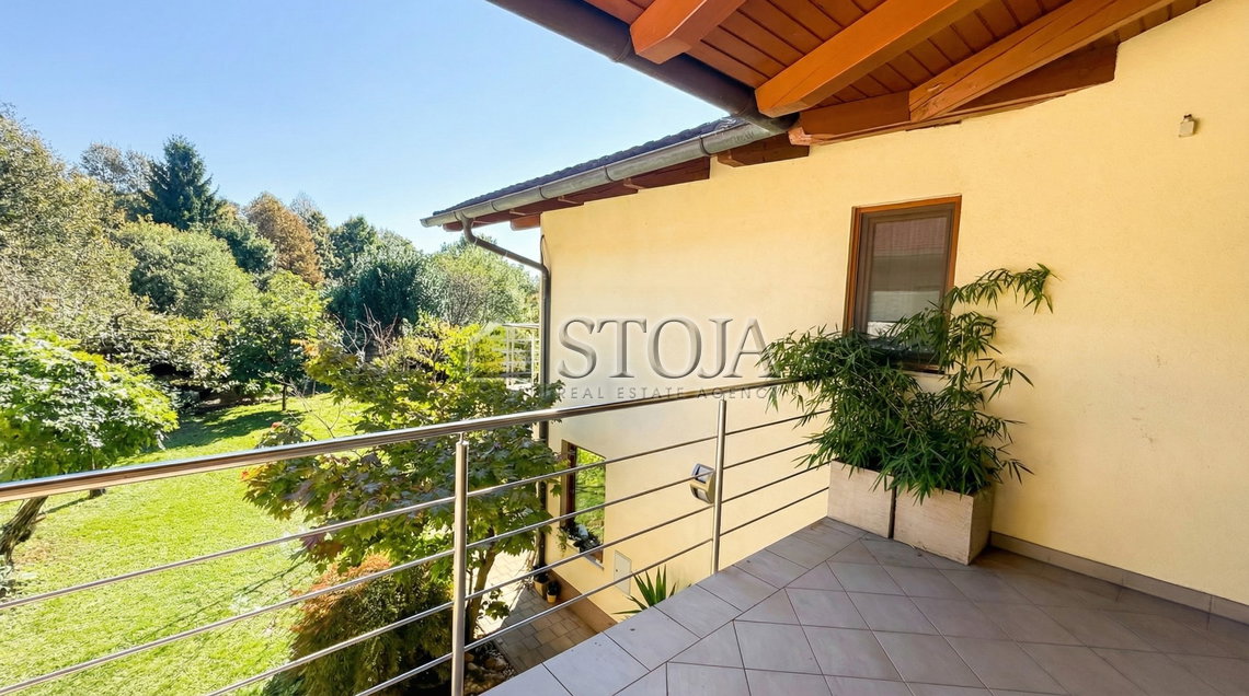 Lokacija: Ljubljana mesto, Šiška, Koseze