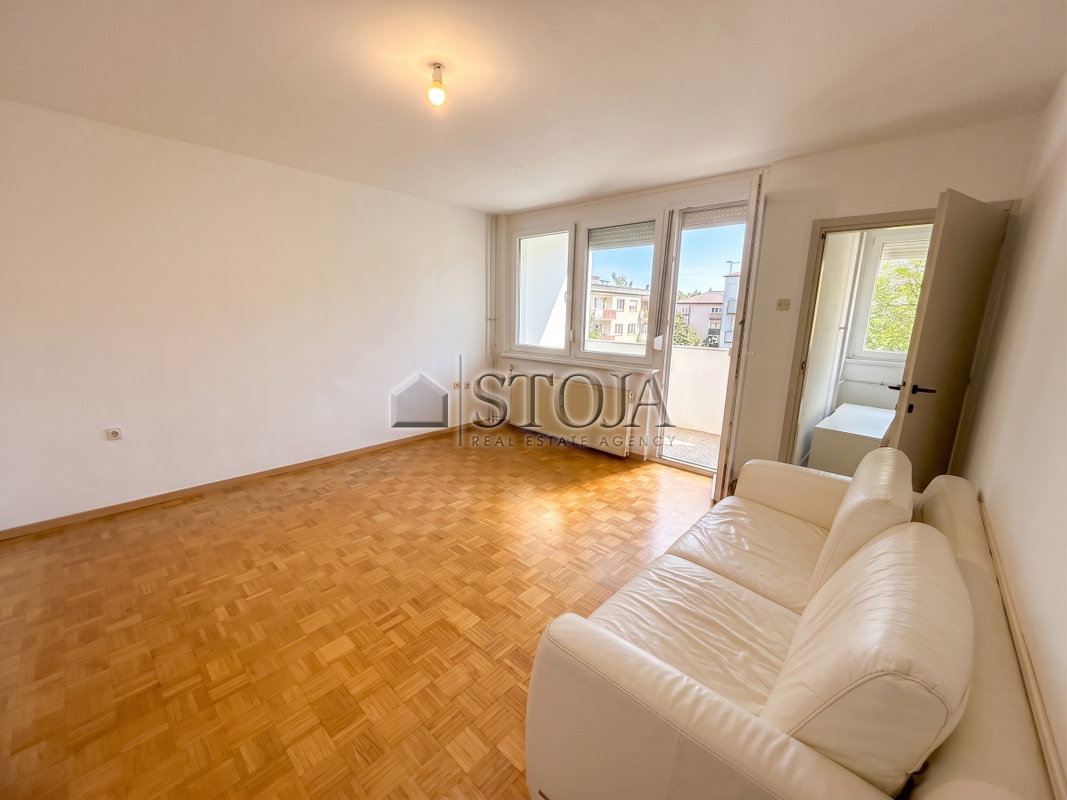 Location: Ljubljana mesto, Vič-Rudnik, Kolezija