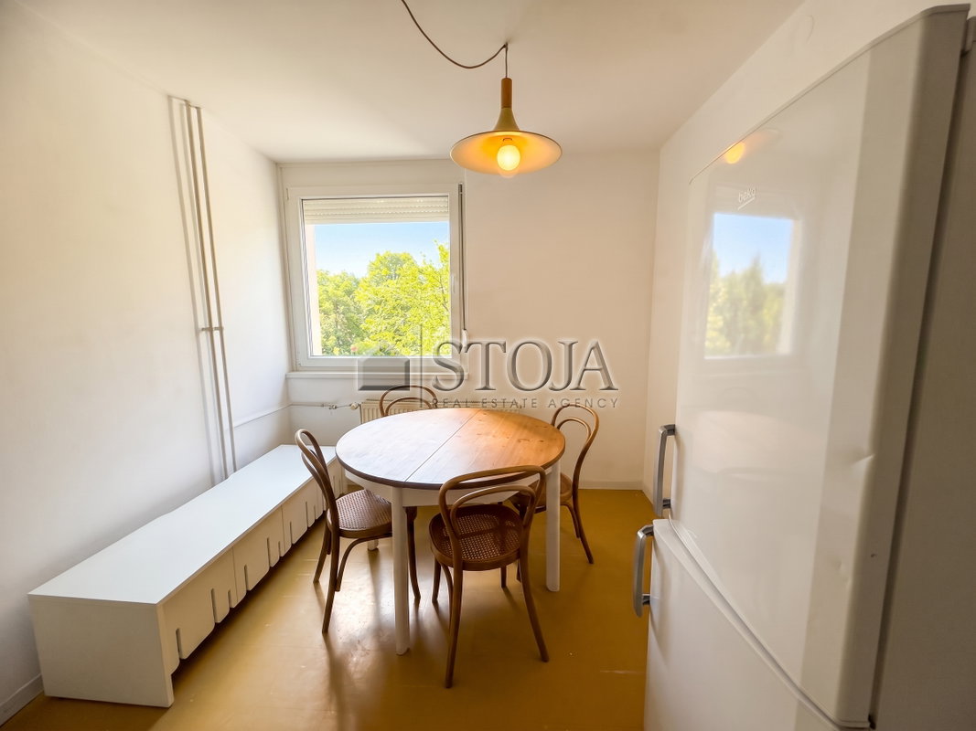 Location: Ljubljana mesto, Vič-Rudnik, Kolezija