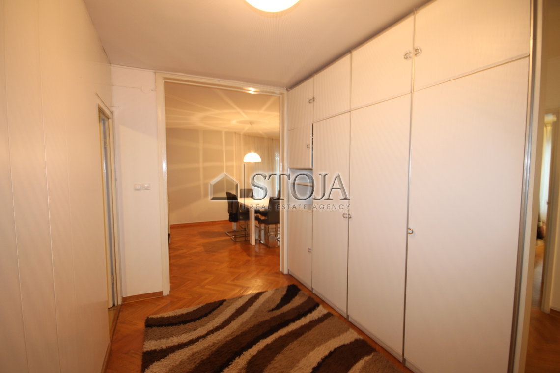 Location: Ljubljana mesto, Center, Center