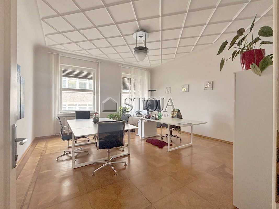 Lokacija: Ljubljana mesto, Center