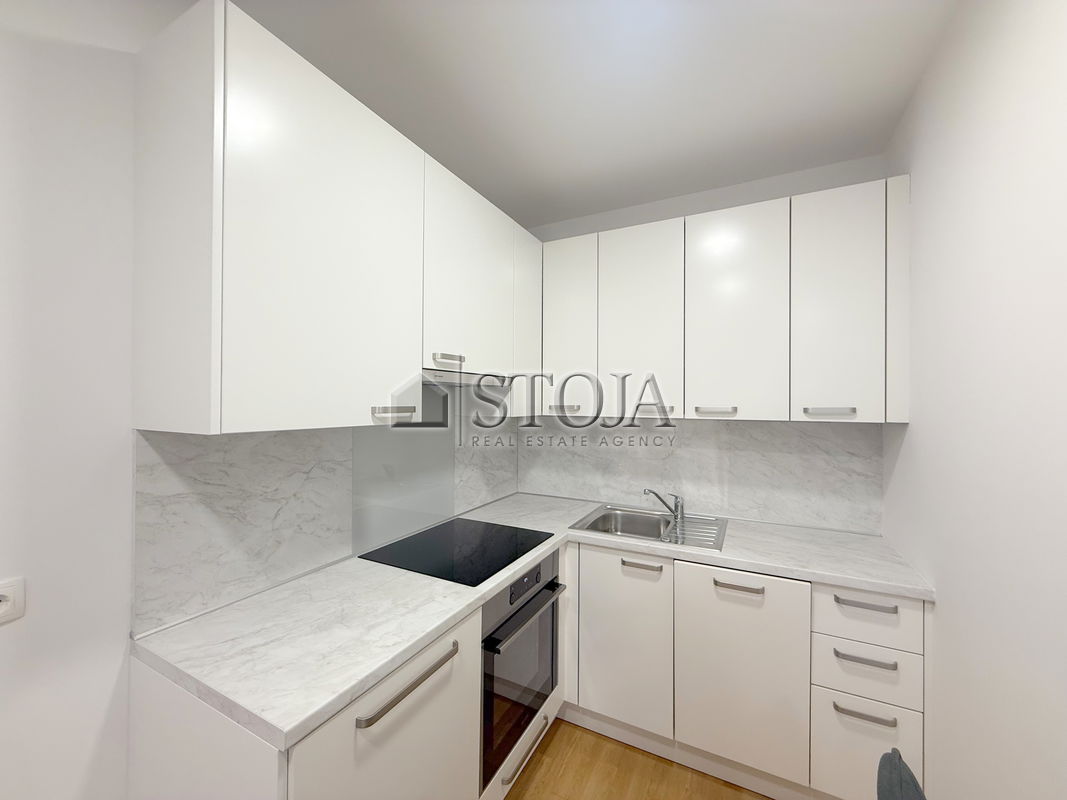 Lokacija: Ljubljana okolica, Škofljica, Škofljica