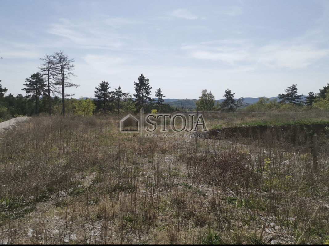 Location: Coastal-Karst, Sežana, Avber