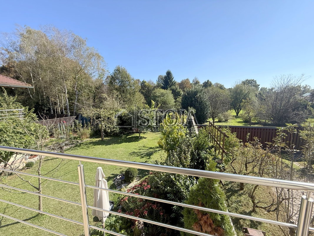 Lokacija: Ljubljana mesto, Šiška, Koseze