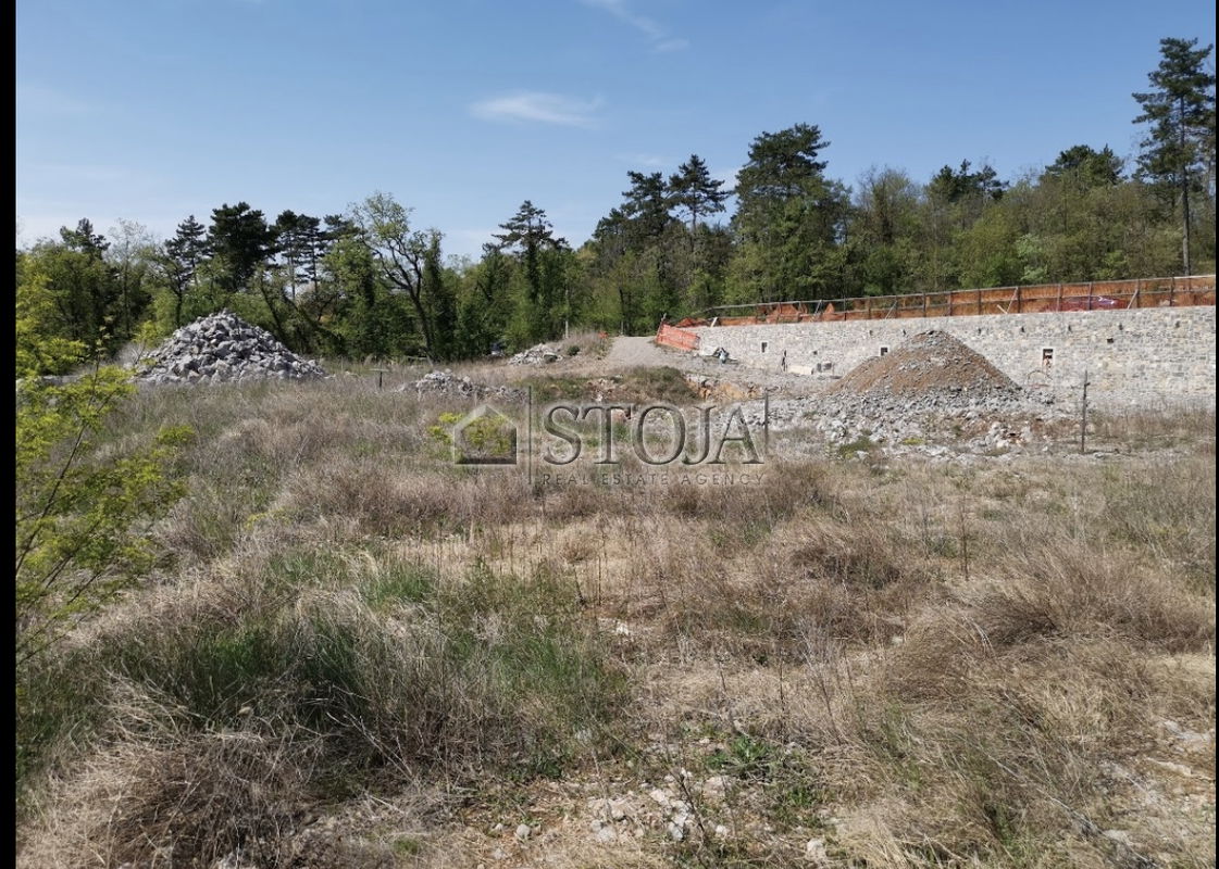 Location: Coastal-Karst, Sežana, Avber