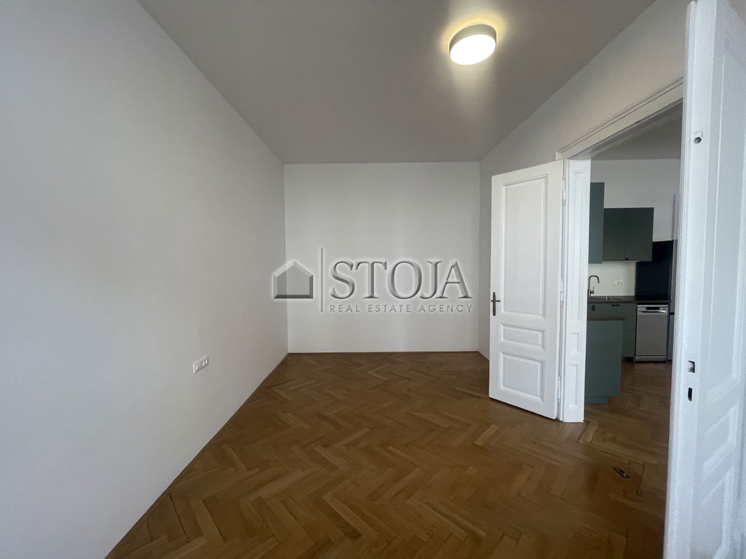 Lokacija: Ljubljana mesto, Center, Center