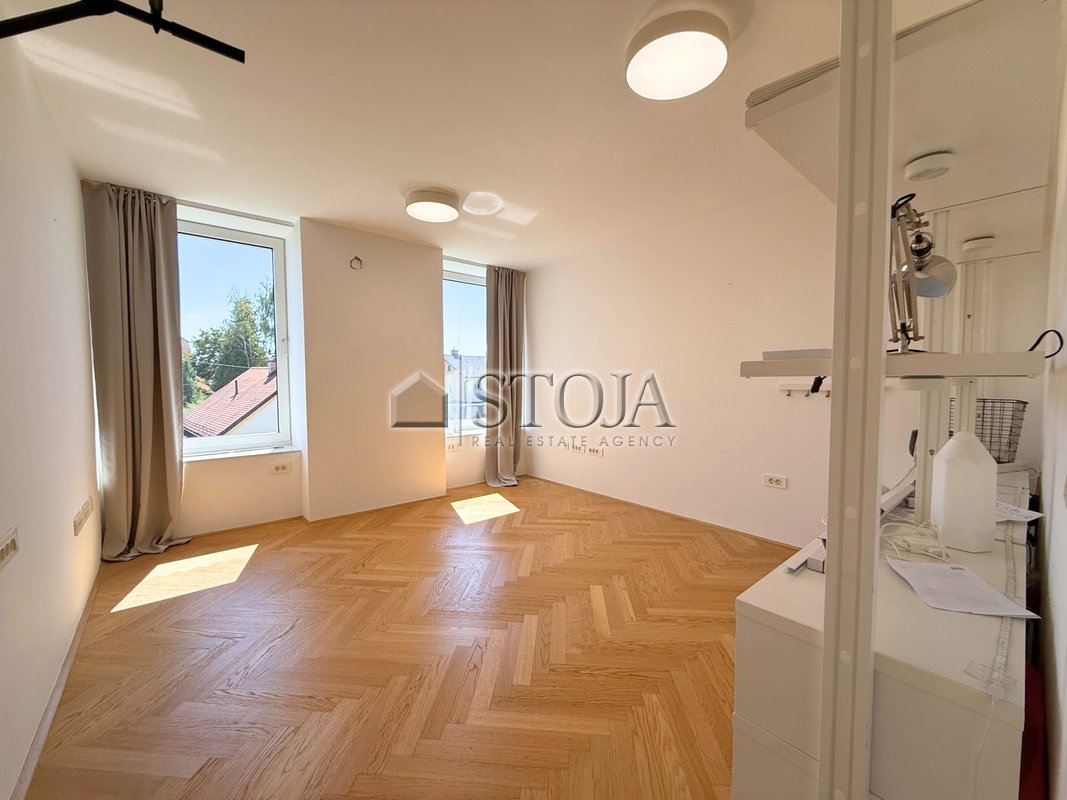 Lokacija: Ljubljana mesto, Vič-Rudnik, Trnovo
