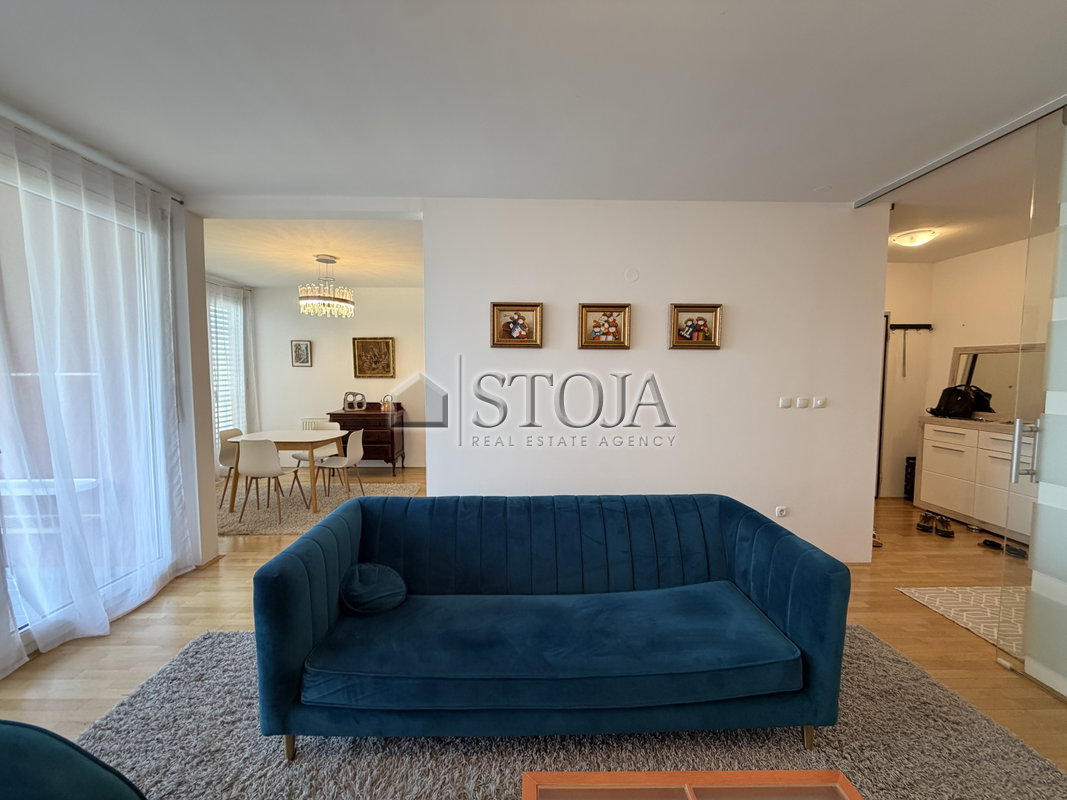 Location: Ljubljana mesto, Šiška, Mostec