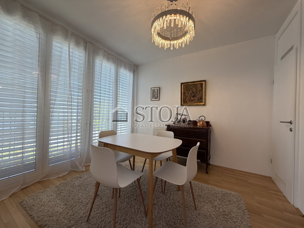 Location: Ljubljana mesto, Šiška, Mostec