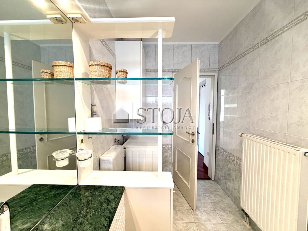 Location: Ljubljana City, Vič-Rudnik, Trnovo