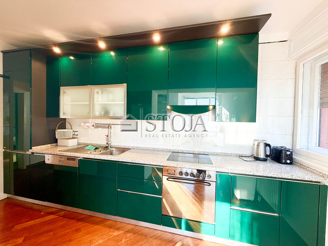 Location: Ljubljana City, Vič-Rudnik, Trnovo