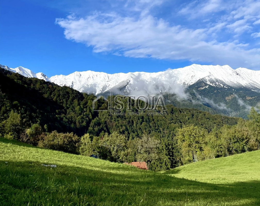 Lokacija: Goriška, Tolmin, Podmelec