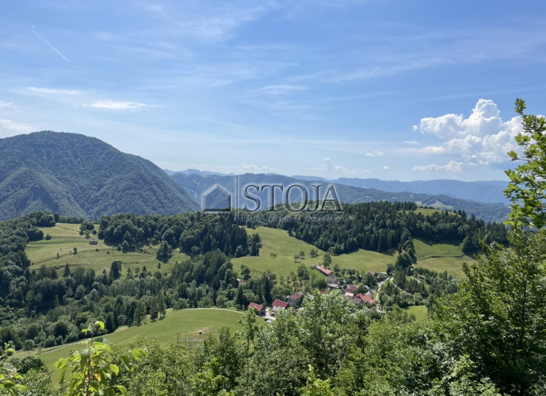 Lokacija: Goriška, Tolmin, Podmelec