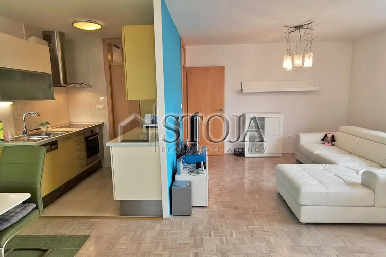 Location: Lubiana, Šiška, Zg. Šiška