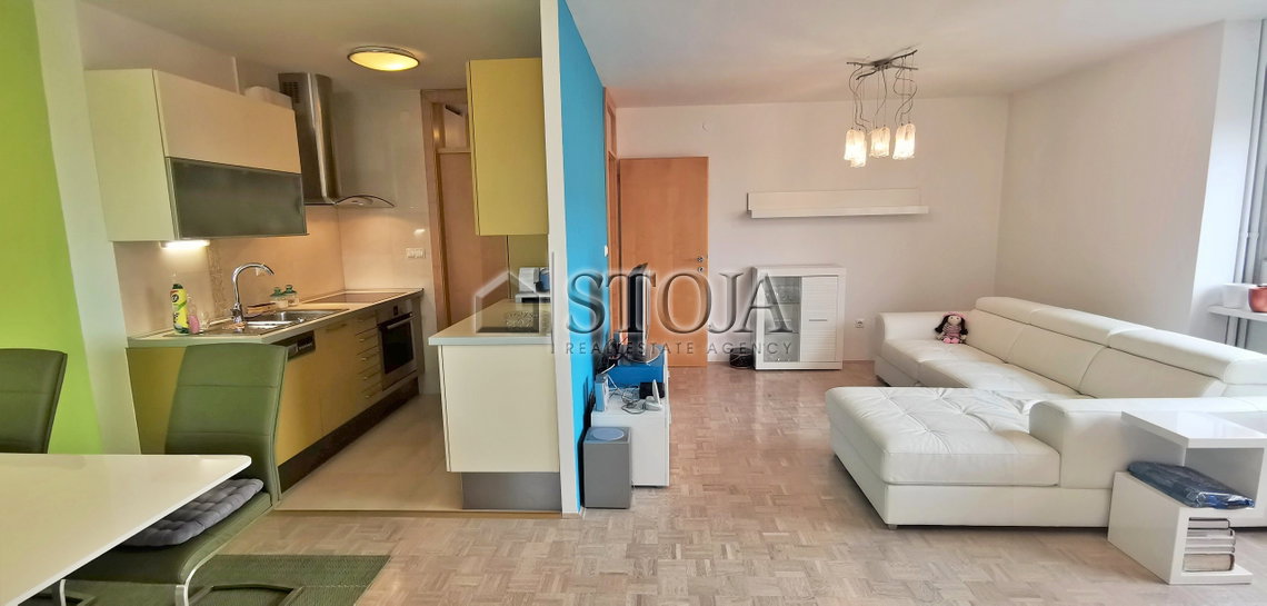 Lokacija: Ljubljana mesto, Šiška, Zg. Šiška
