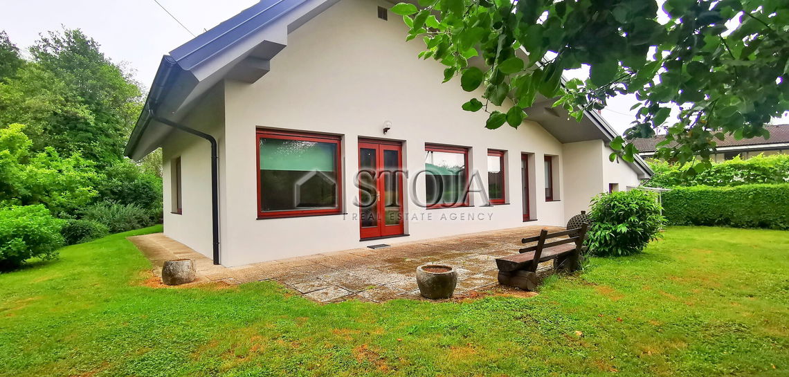 Location: Ljubljana City, Šiška, Šmartno pod Šmarno goro