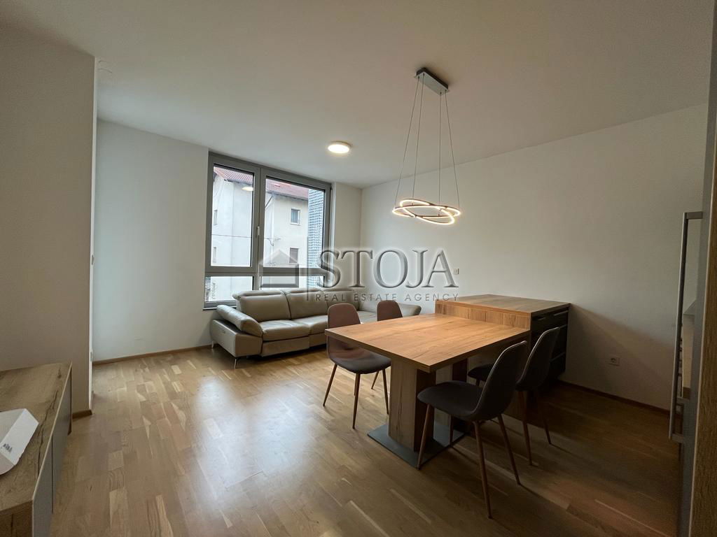 Lokacija: Ljubljana mesto, Šiška, Šiška