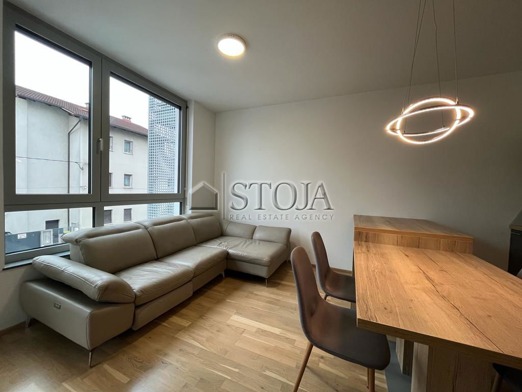 Lokacija: Ljubljana mesto, Šiška, Šiška