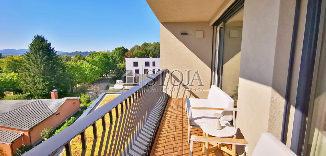 Lokacija: Ljubljana mesto, Vič-Rudnik, Trnovo
