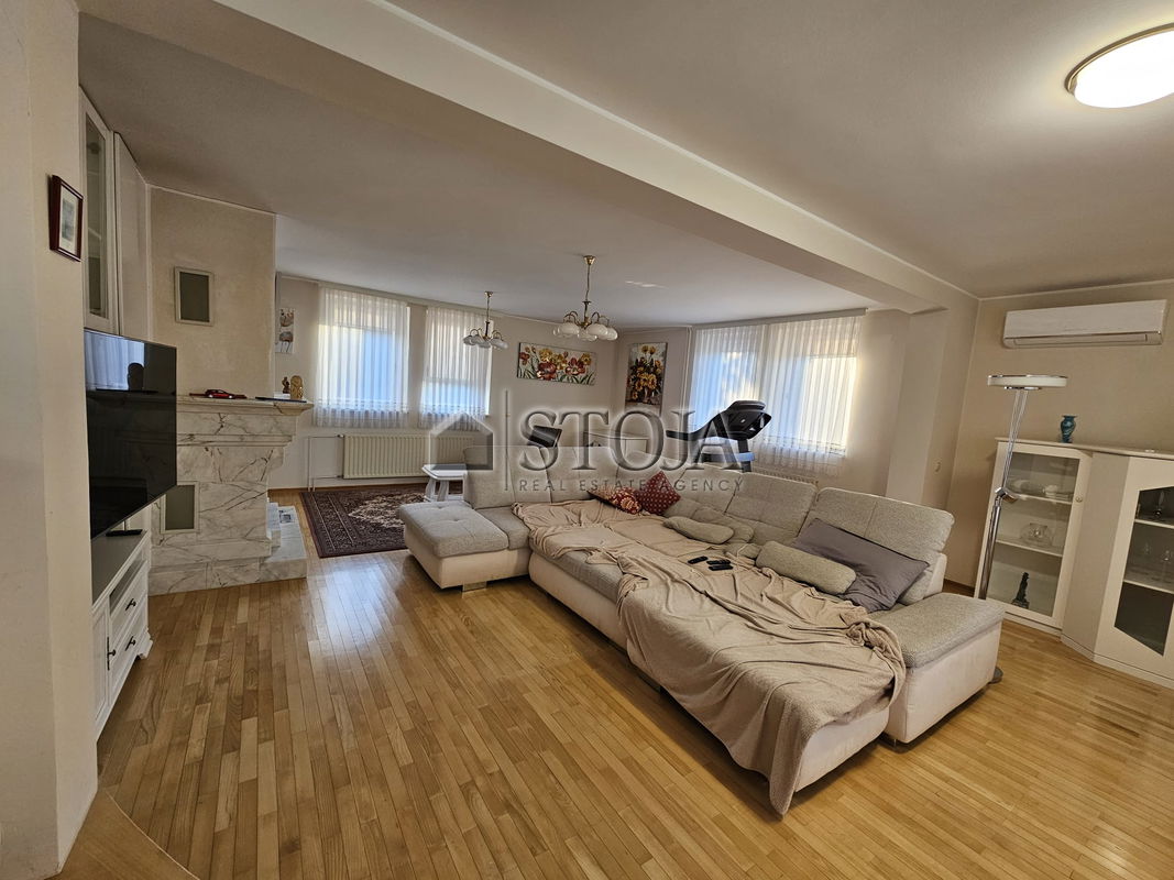 Location: Gorenjska, Kranj, Surroundings