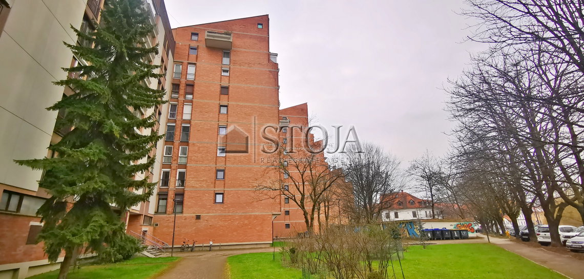Location: Ljubljana mesto, Vič-Rudnik, Trnovo