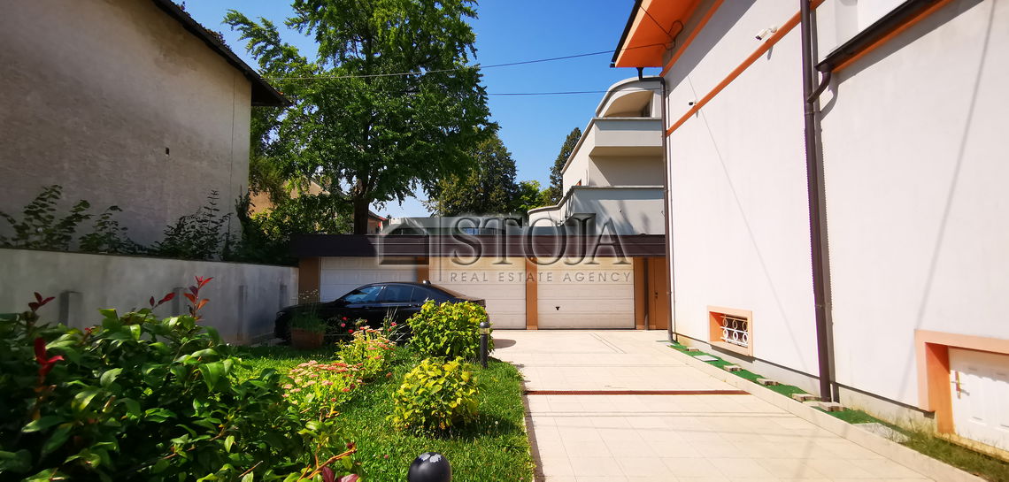 Lokacija: Ljubljana mesto, Bežigrad, Bežigrad